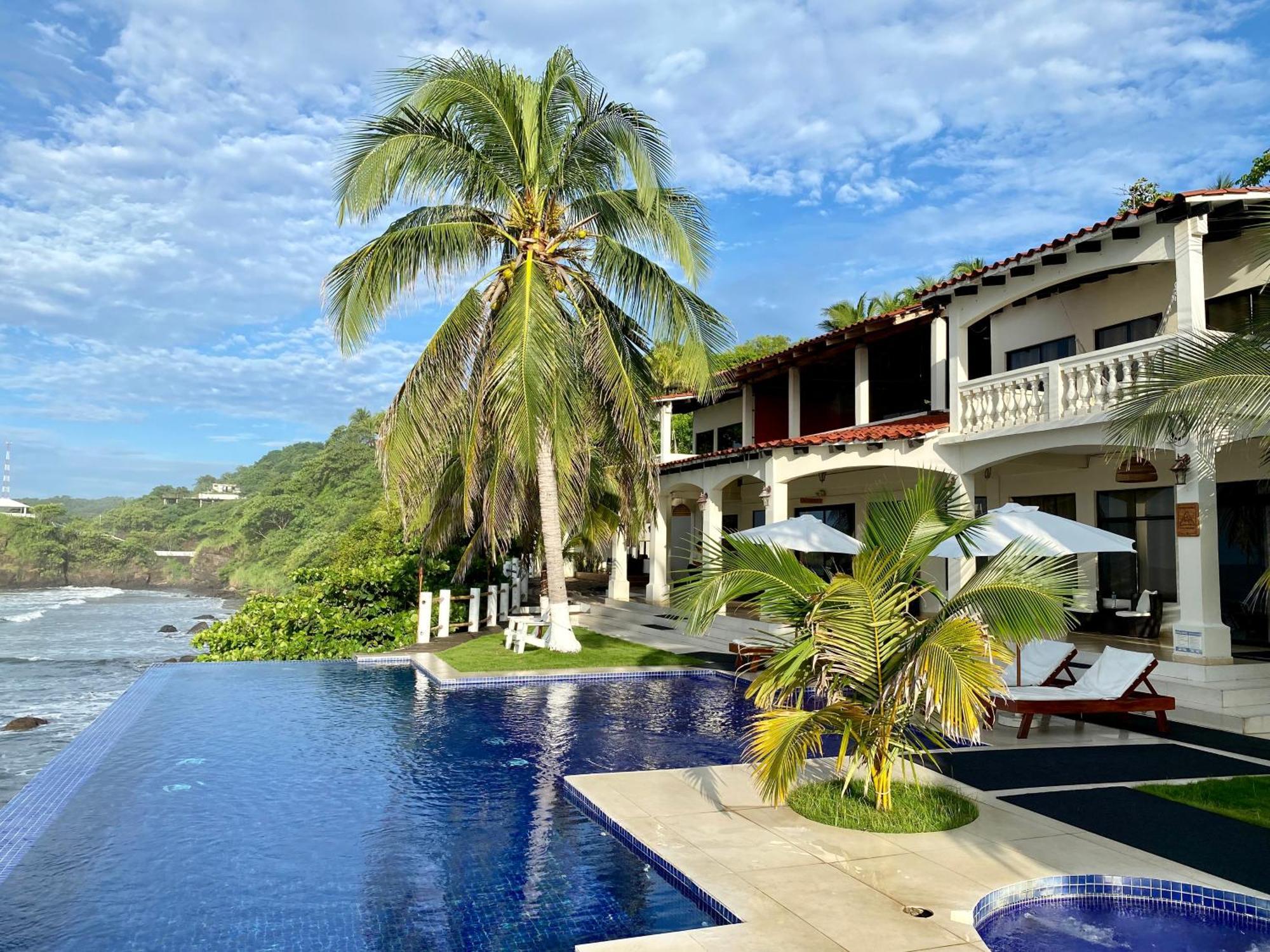 Vista Las Olas Resort El Cuco Kültér fotó